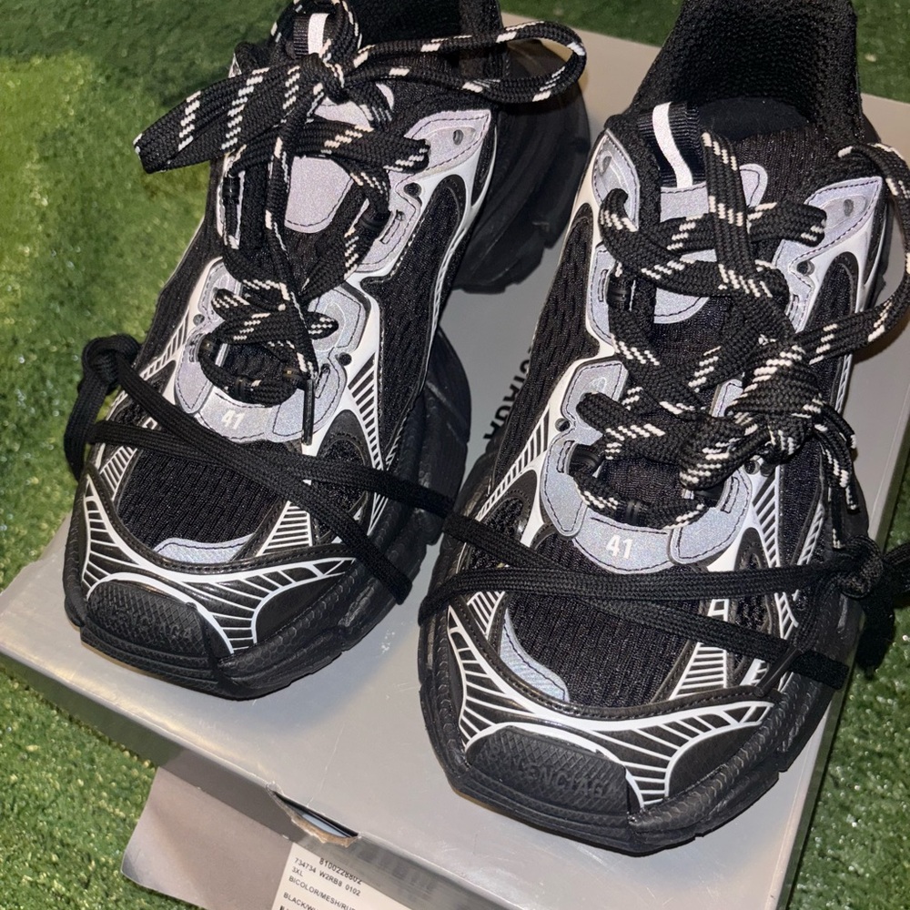 Balenciaga 3XL Sneaker - Picture 2 of 8